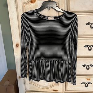 Ladies lightweight top